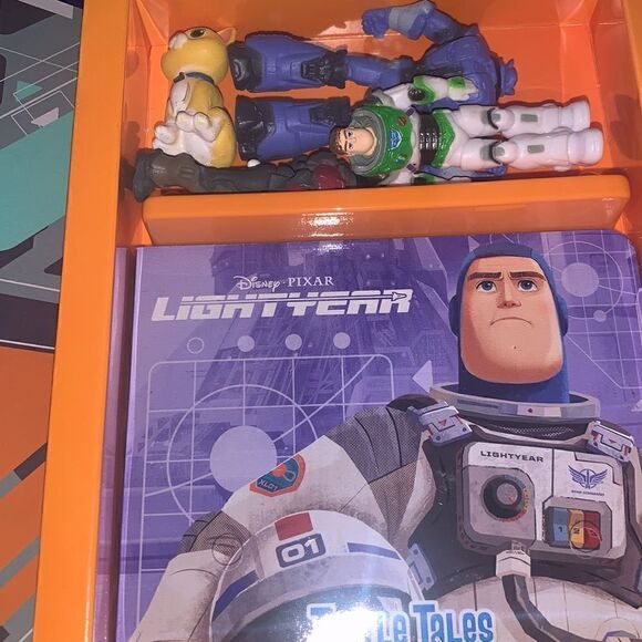 Pocket Explorers (2)   - Picture 4 of 5